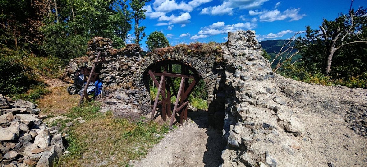 Himlštejn (637&nbsp;m)