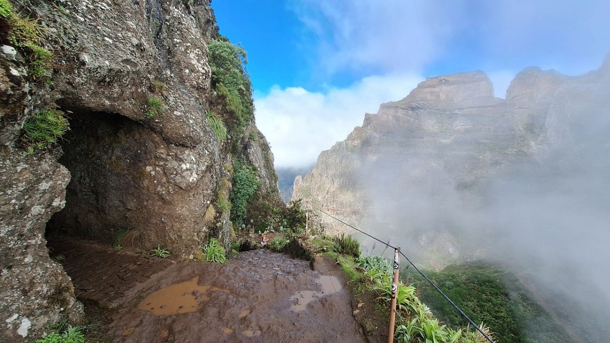 Pico do Gato (1712&nbsp;m)